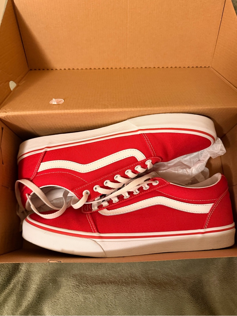 Vans Ward Sneakers – Red – Worn Once – Excellent Condition